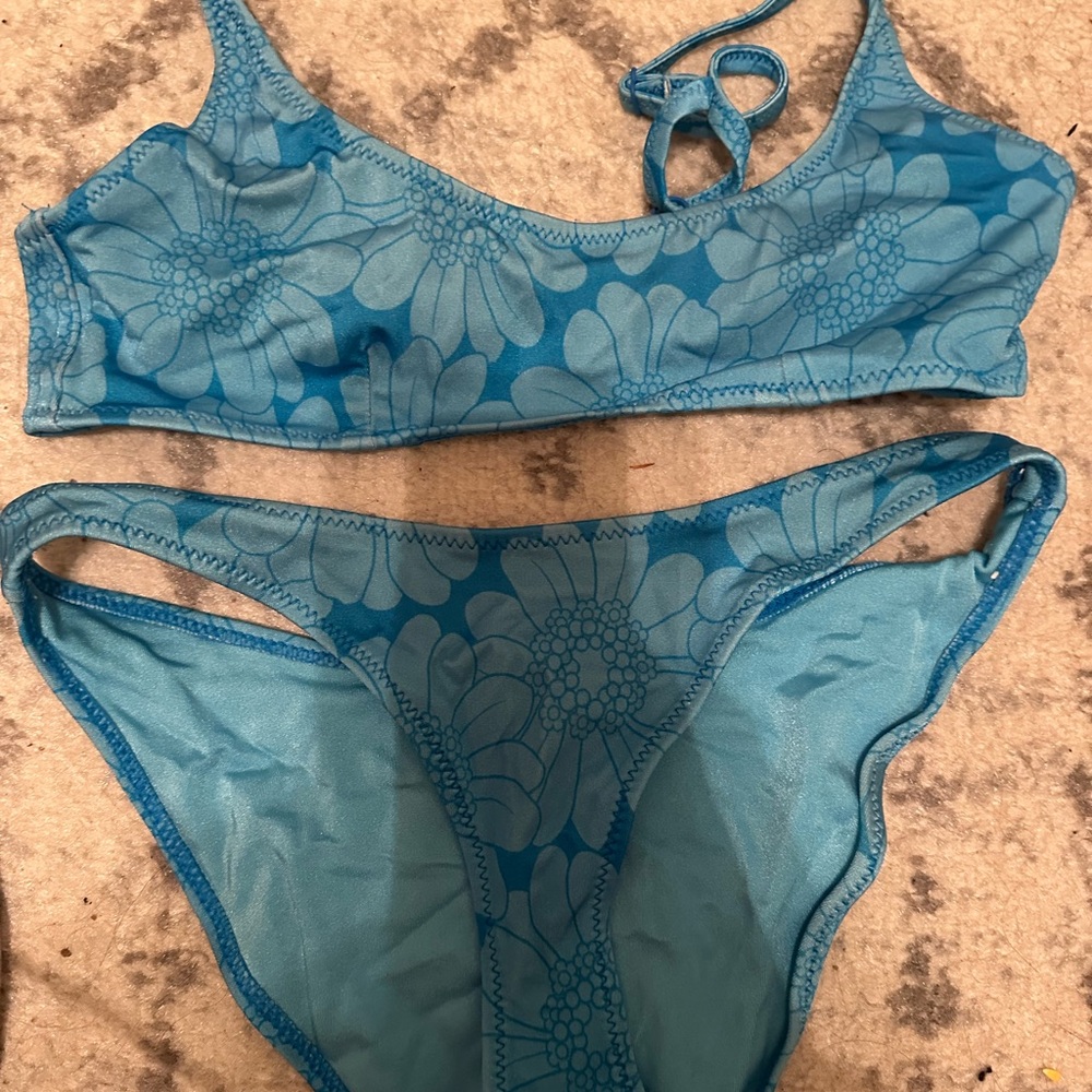 Triangl Blue Floral Women's Swimwear Set